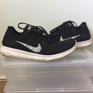 Nike Free Rn Flyknit sz 8